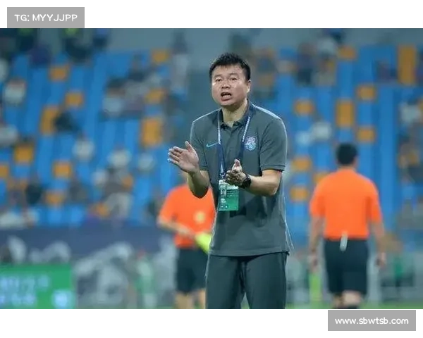 范志毅入驻短视频平台解说世预赛引热议球迷热情反响不断 范志毅入驻短视频平台解说世预赛引热议球迷热情反响不断